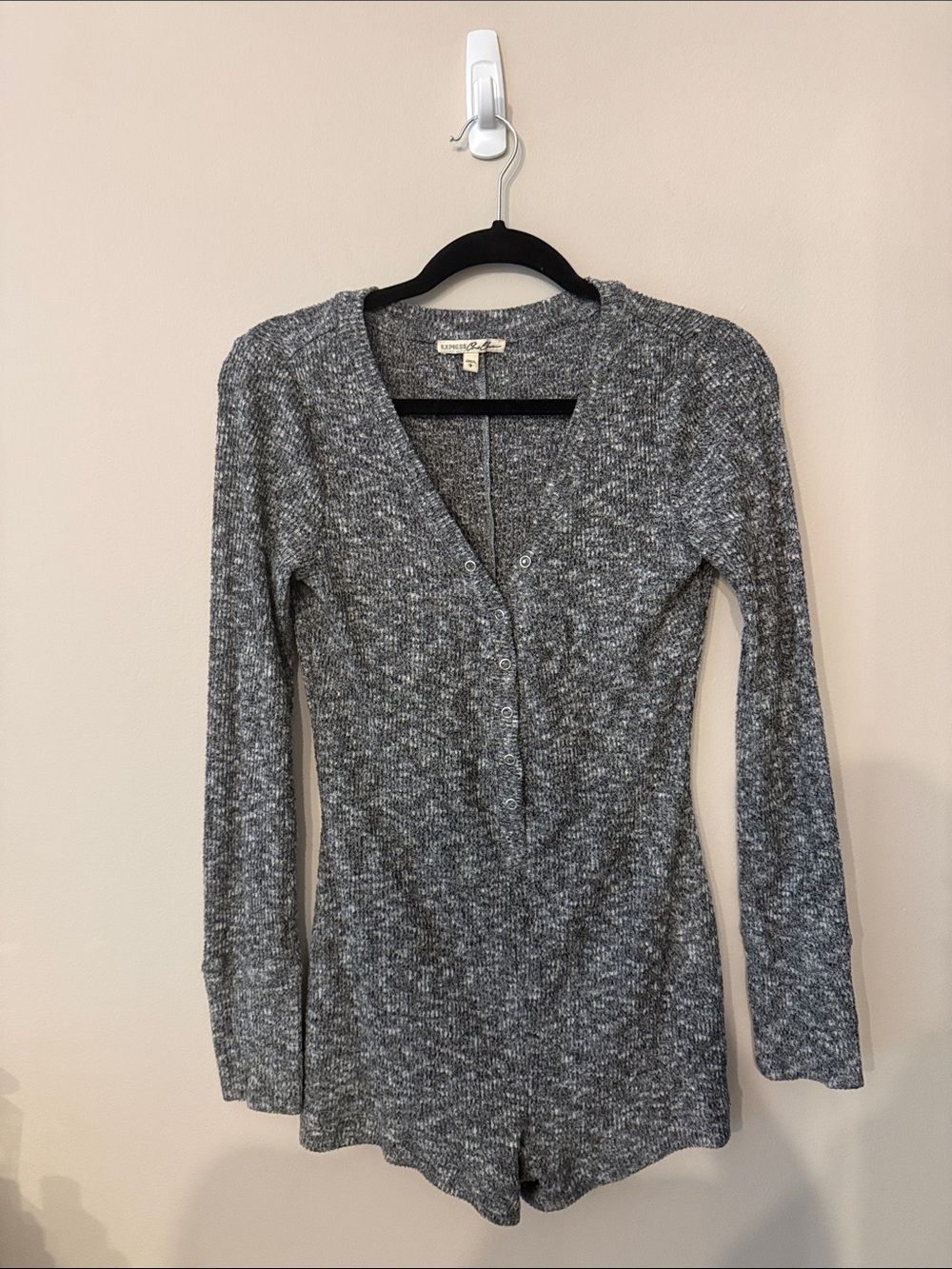 Express Gray Ribbed Henley Long-Sleeve Romper